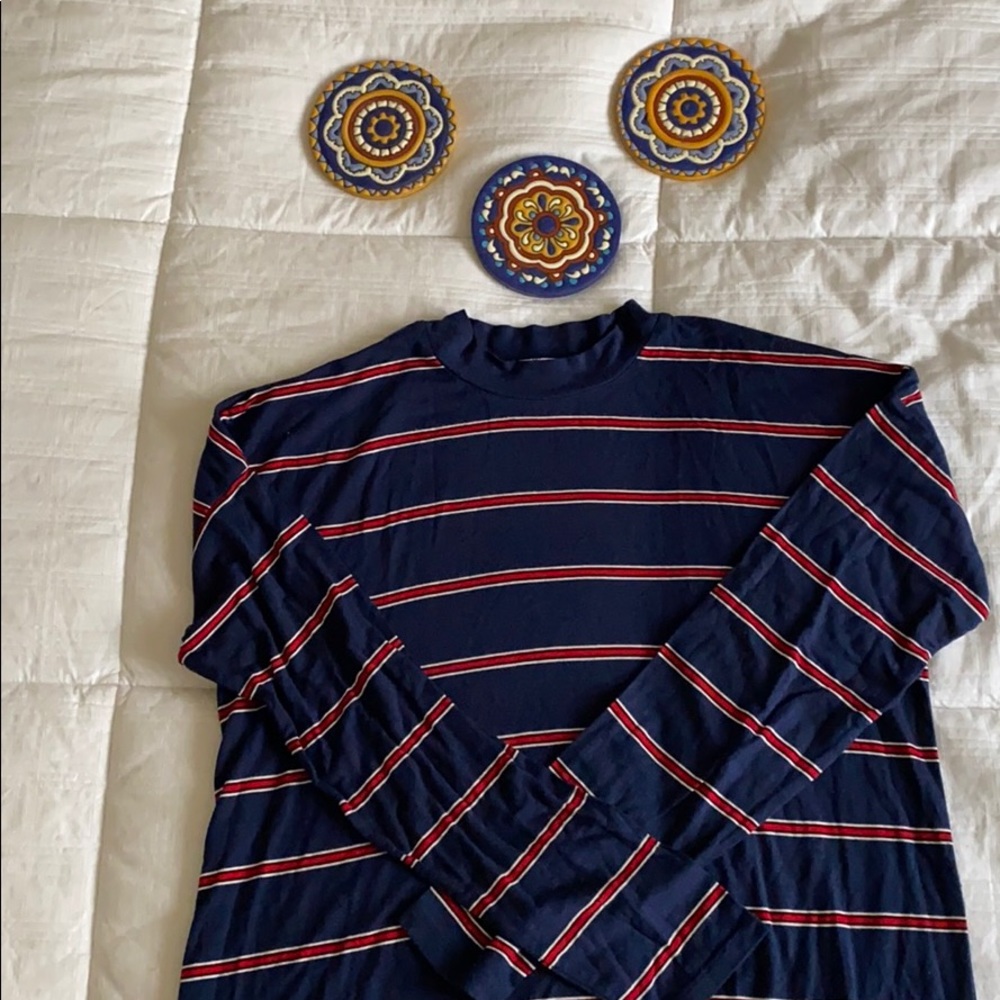 Mock neck flowy top